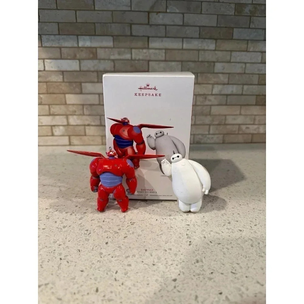 Disney hallmark ornament baymax from the Disney movie‎ big hero six BZ